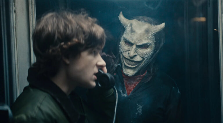 Črni telefon 2 naslovna